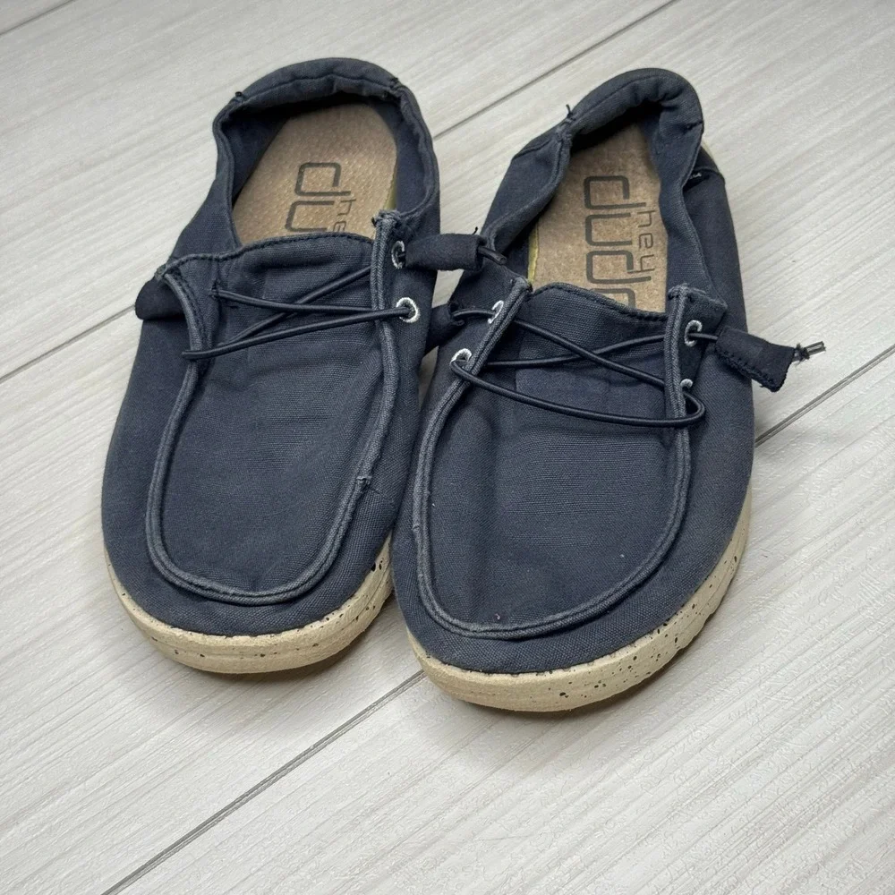Hey Dude Women's Wendy‎ Casual Shoes Loafers Canvas Navy Blue Comfort Size 5